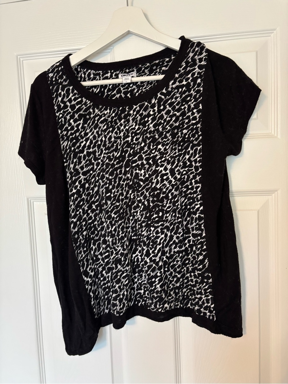 DKNY Black and White Leopard-Print Short Sleeve Tee